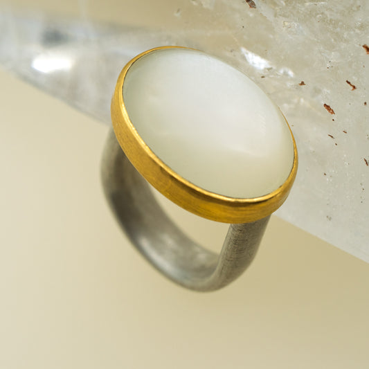 Weißer Mondstein Ring